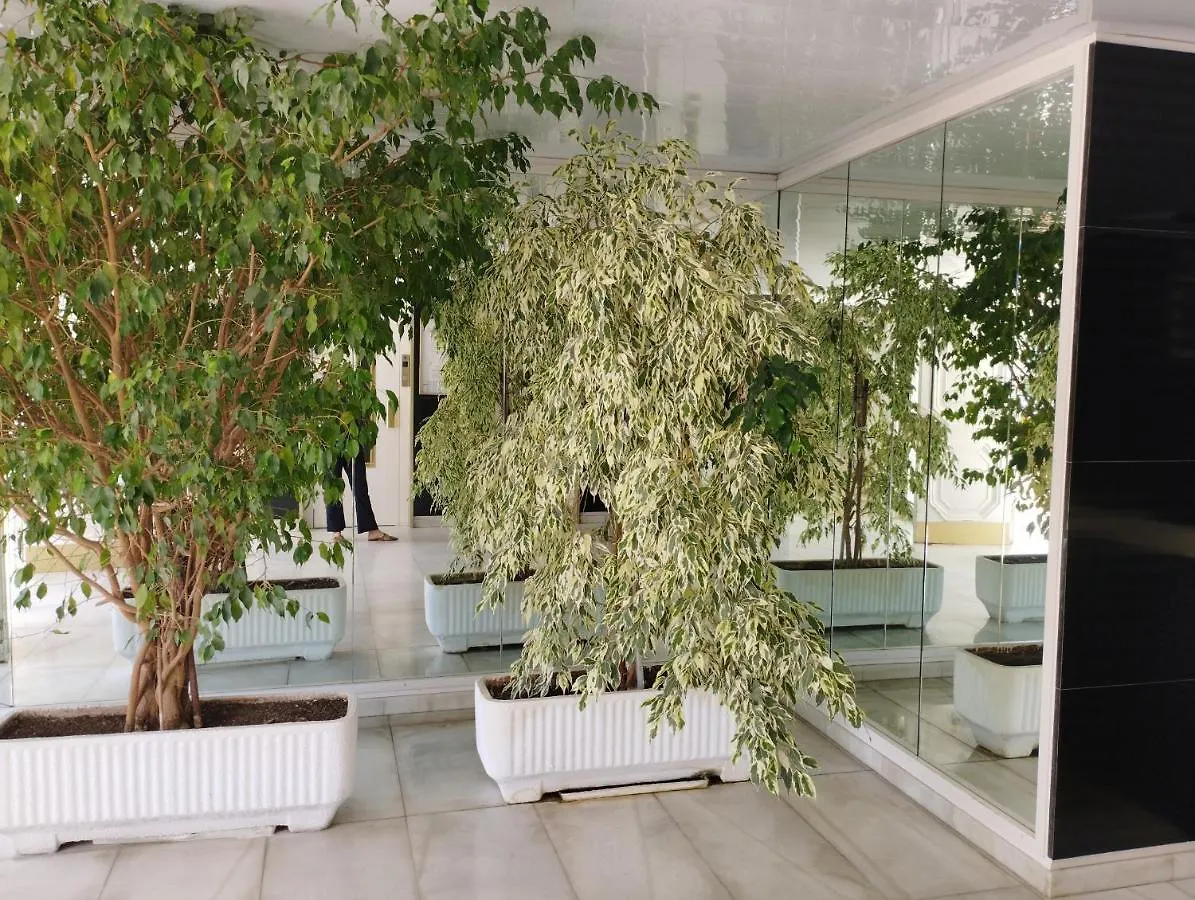Vivalidays Lara - Fenals - Lloret De Mar Apartmán